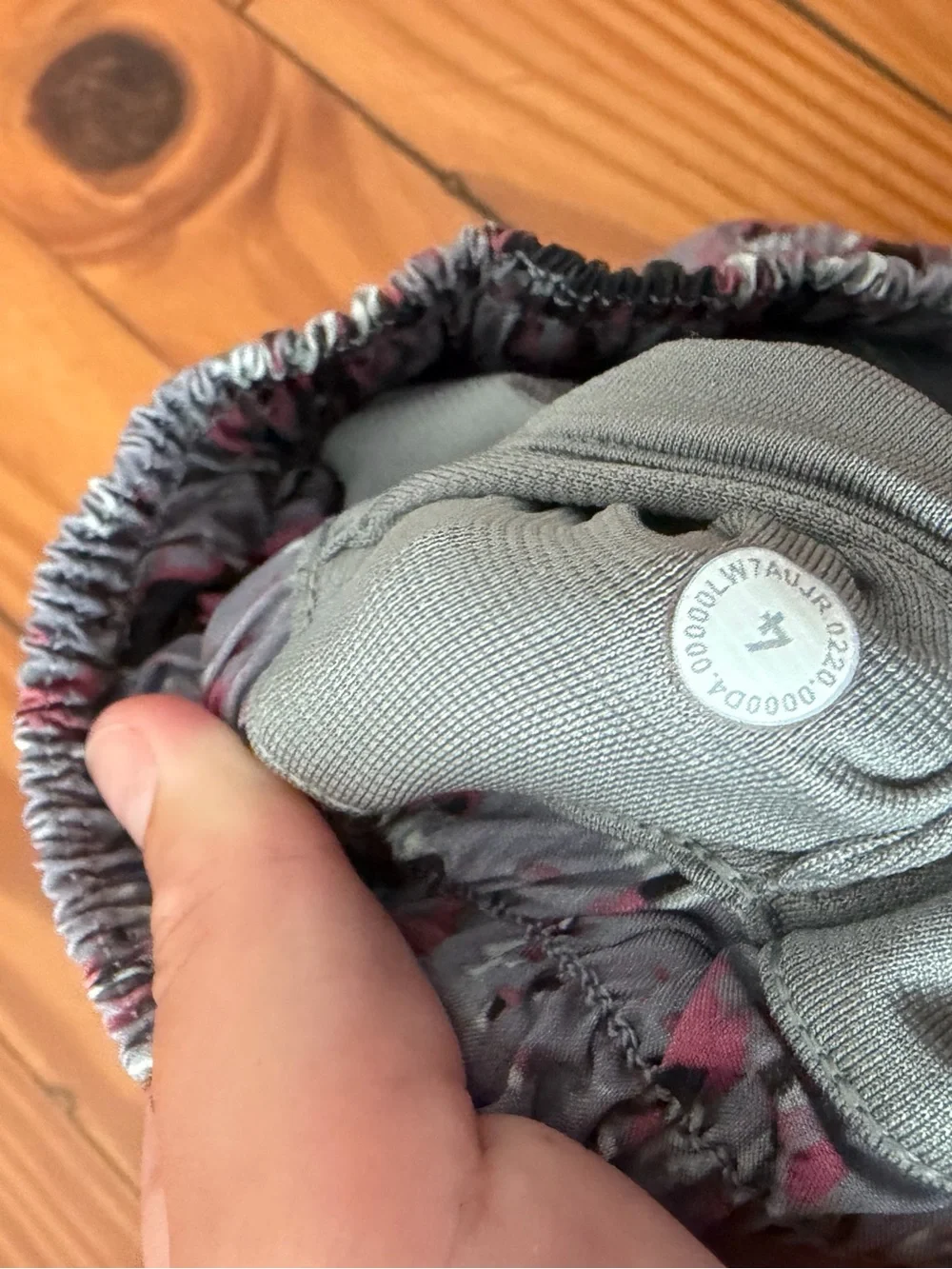 Lululemon size 4 2.5” Women's Heather Gray & Pink Print Athletic Shorts